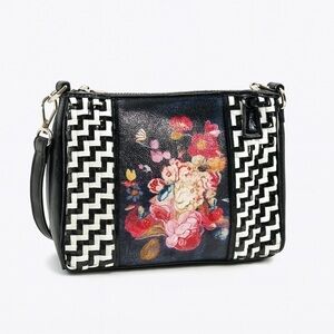 Sharif 1827 Black & White Woven Patent Leather Floral Painted Shoulder Bag